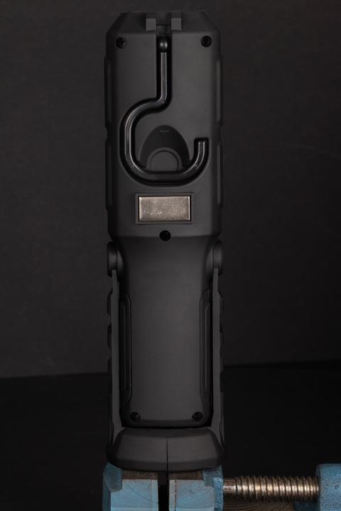 Actual product image Duracell MAXIMUS LED Worklamp M-WKL-012-DU 3W+1W 240+60lm 3xAA Powered by (240 lm)