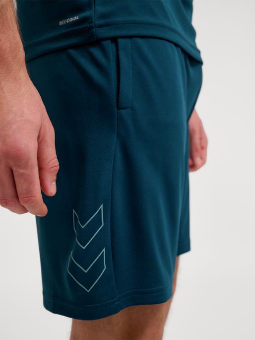 Actual product image hummel hmlTE FLEX MESH SHORTS (S)