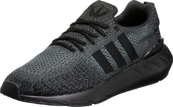 Actual product image adidas Swift Run 22 (44 2/3)