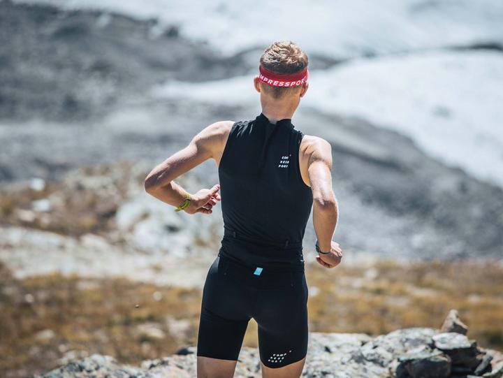Actual product image Compressport Trail Postural Tank Top Man (L)