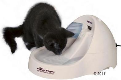 Produktbild PetMate Fresh Flow Deluxe Trinkbrunnen (3 l)