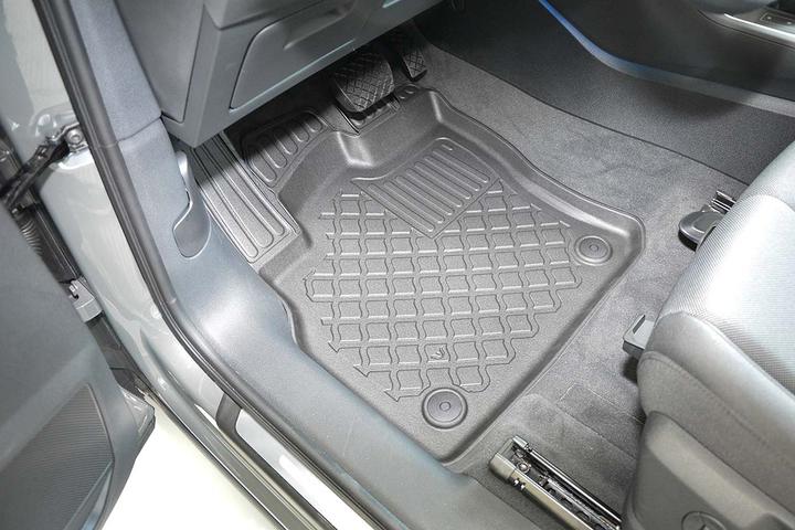 Produktbild Aristar Allwetter Fussmatten Audi Q3 (1 Set à 4 Fussmatten)