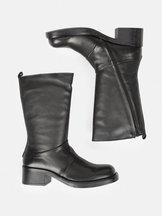 Actual product image Felmini JULITE D930 biker boots with square toe, made from genuine, soft black leather (40)