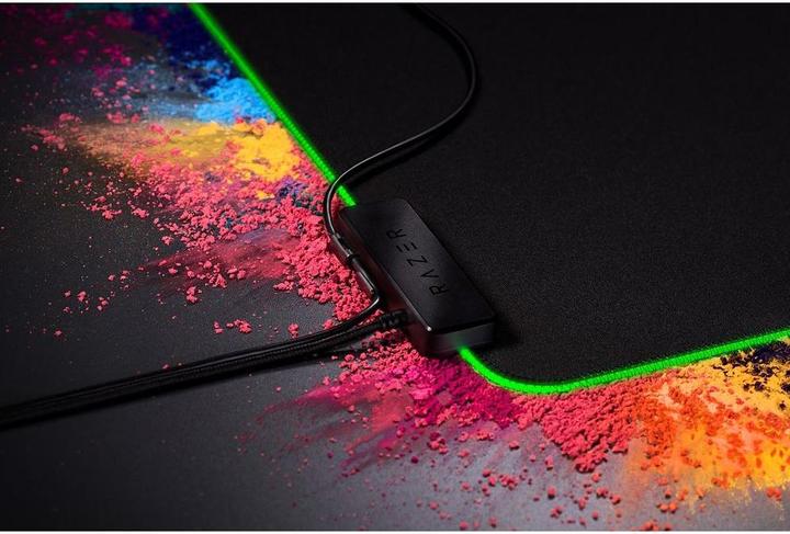 Actual product image Razer Goliathus Chroma (M)