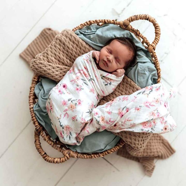 Actual product image Snuggle Hunny Multi-use swaddle - Camille (120 cm, 120 cm)