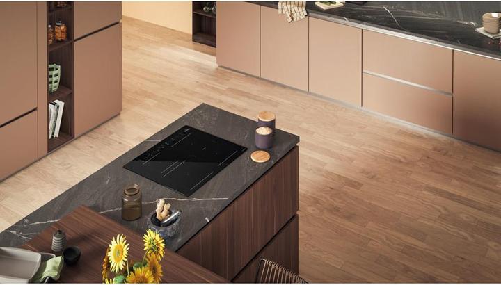Actual product image Hotpoint HB 4860C CPNE Black Built-in 59 cm Induction hob 4 Cooker(s)