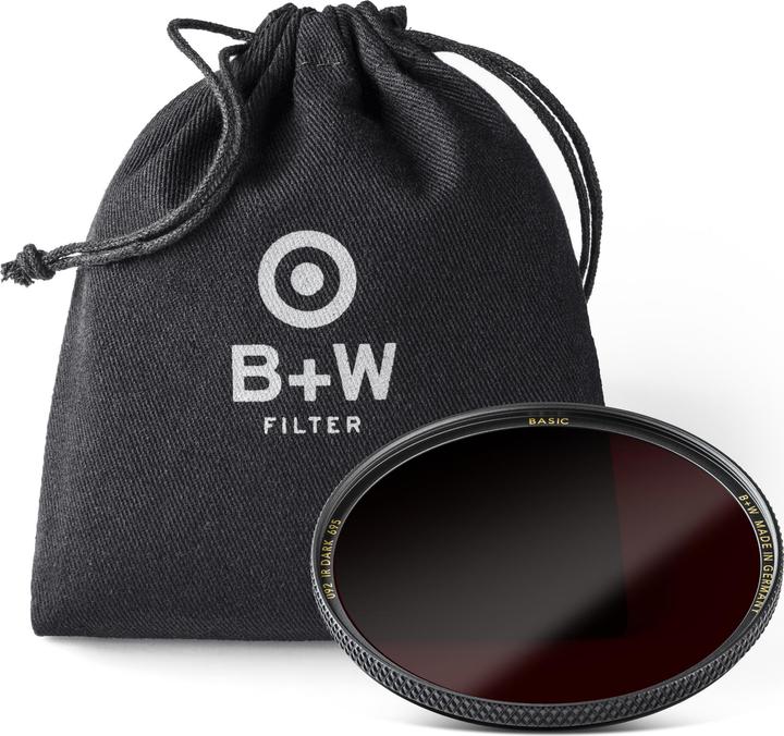 Immagine prodotto B+W 092 Filtro infrarosso, rosso scuro 695, senza rivestimento/Basic 62 mm (Filtro a trasmittanza infrarossa, 62 mm)