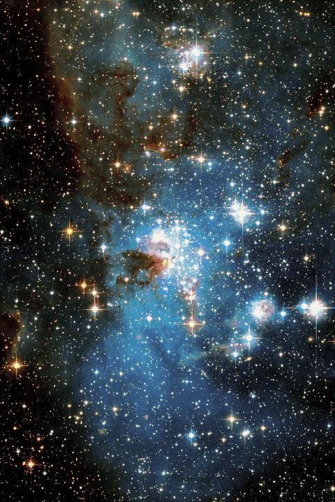 Sula Nebula Heic
