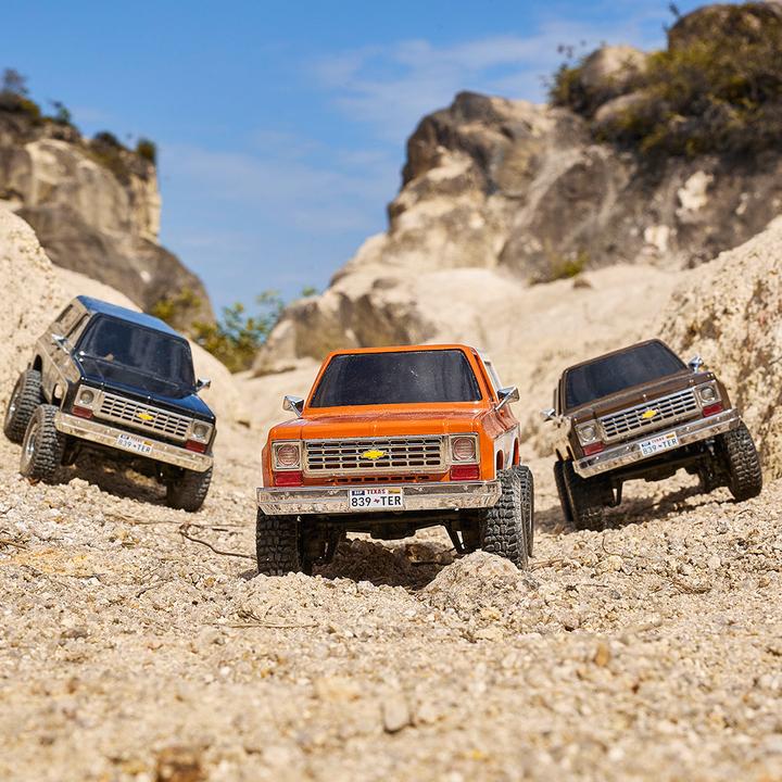 Image du produit FMS Chevrolet K5 Blazer 1:24 marron - RTR 2.4GHz (RTR Prêt à fonctionner)