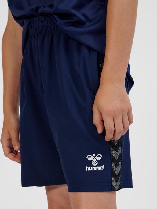Actual product image hummel Hmlauthentic Woven Shorts Kids (128)