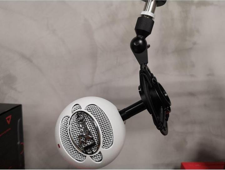 Actual product image Thronmax P2 Metal shock Mounting