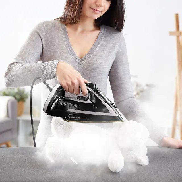 Actual product image Tefal Steam iron, Puregliss (3000 W, 270 g/min)