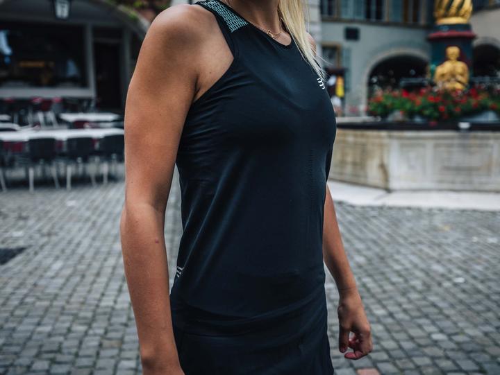 Actual product image Compressport Performance Ladies Top (XS)