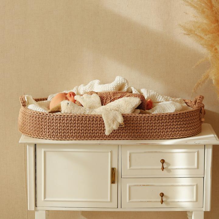 Image du produit Lil Things Panier à langer avec matelas (Unité de changement)