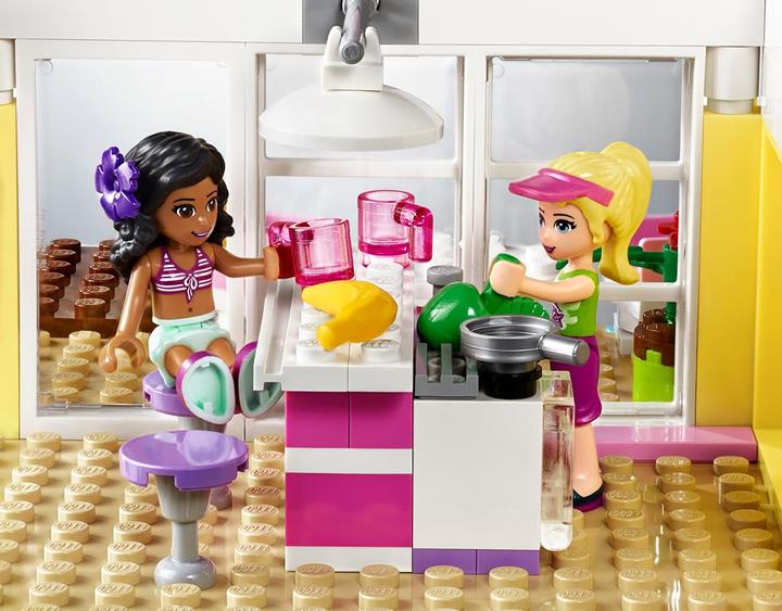 Actual product image LEGO Stephanie's beach house (41037, LEGO Friends)