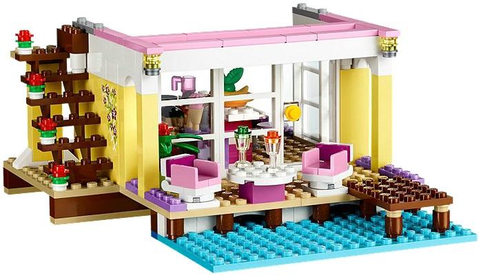 Actual product image LEGO Stephanie's beach house (41037, LEGO Friends)