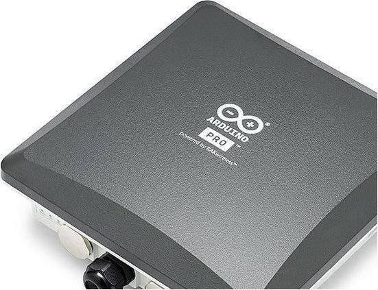 Actual product image Arduino WisGate Edge PRO Europe Gateway for LoRa