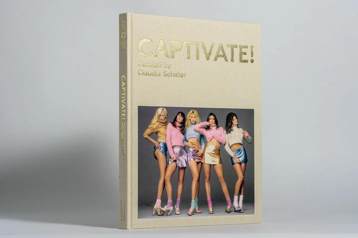 Image du produit Captivate! (Allemand, Claudia Schiffer, 2022)