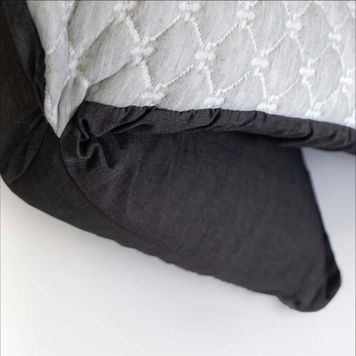 Actual product image Lotus Bettwaren Folding Pillow (73 x 43 x 14 cm)