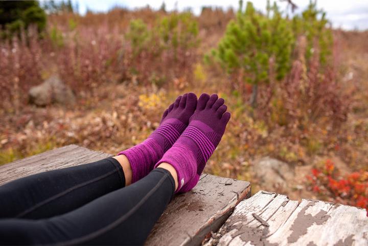 Actual product image Injinji Trail Midweight Mini Crew (XS/S)