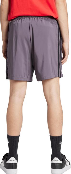 Actual product image adidas Essentials 3-Streifen Chelsea Shorts (M)