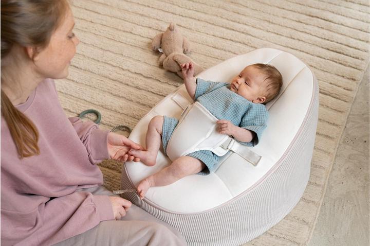 Actual product image Doomoo Seat'n Grow