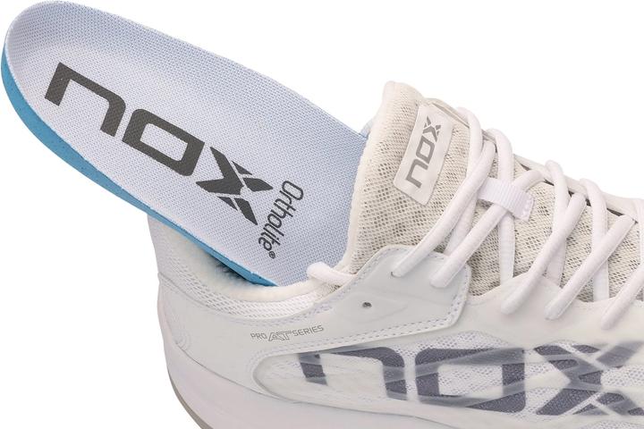 Actual product image Nox AT10 LUX Padelschuhe (40)