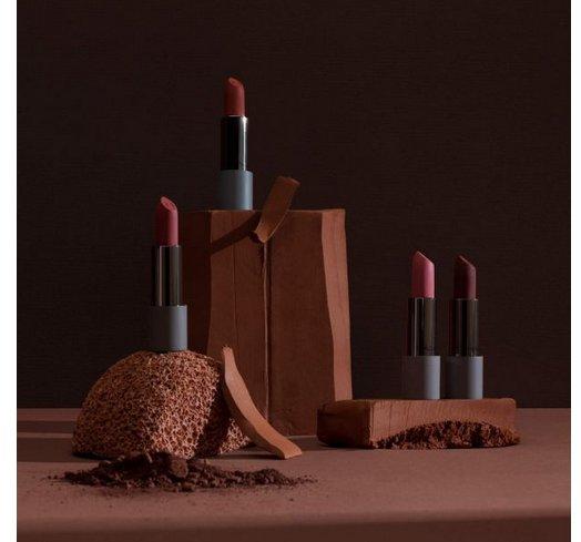 Produktbild Madara Lips - Velvet Wear Cream Lipstick Magma #33 (33)