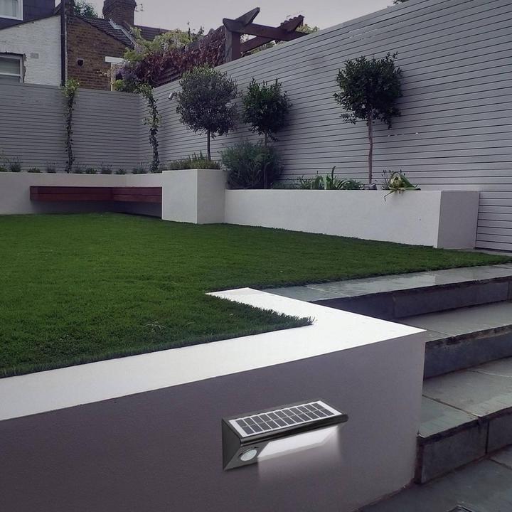 Produktbild Grundig Light night solar motion (320 lm)