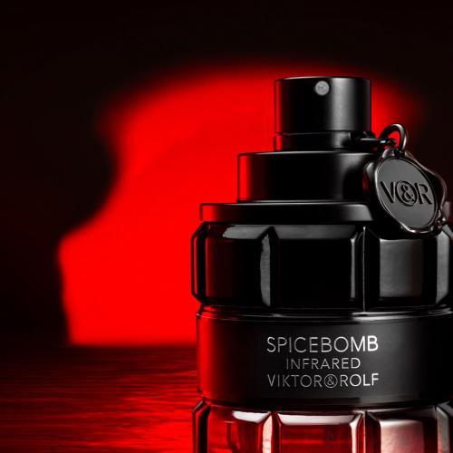 Actual product image Viktor & Rolf Spicebomb Infrared by Eau De Toilette Spray 90 ml (Eau de toilette, 90 ml)