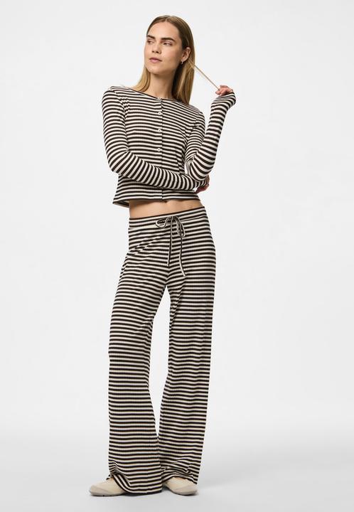 Produktbild Pieces PCLAYA Hose mit weitem Bein (L)