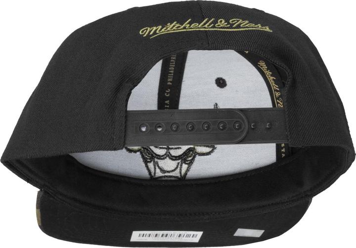 Produktbild Mitchell & Ness Snapback Cap - CAMO Chicago Bulls schwarz