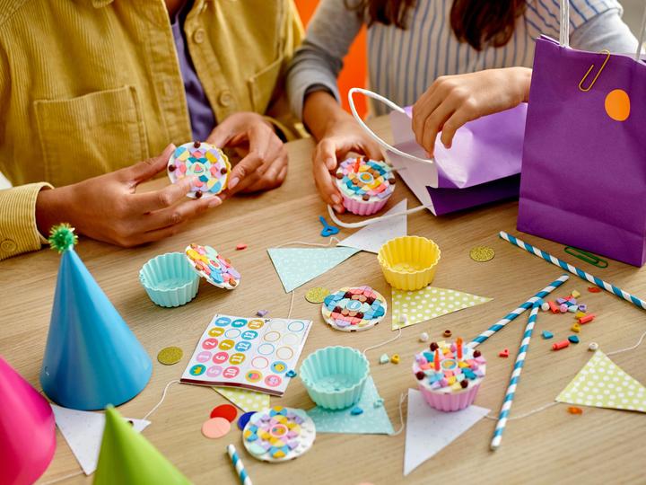 Produktbild LEGO Cupcake Partyset (41926, LEGO Dots)
