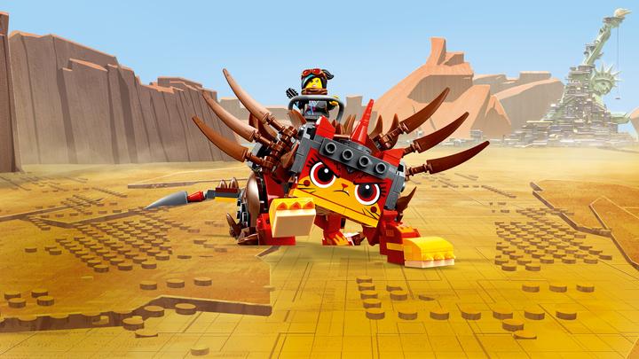 Actual product image LEGO Lucy (70827, LEGO DC)