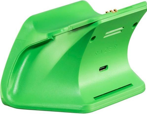 Produktbild Razer Universal Quick Charging Stand (Xbox Series S, Xbox One S, Xbox One X, Xbox Series X)