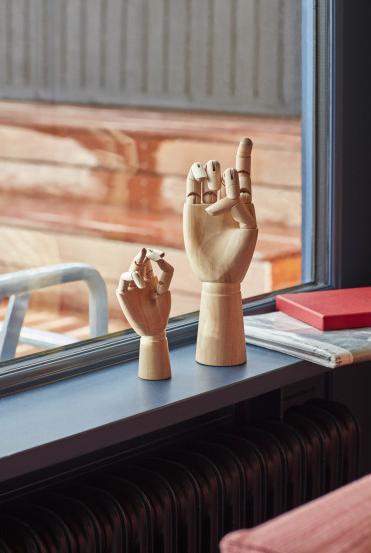 Actual product image HAY Wooden hand (18 x 8 cm)