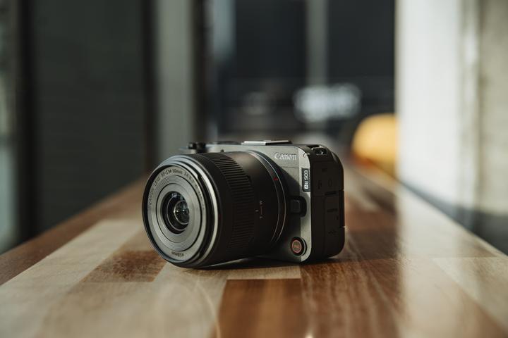 Produktbild Canon RF-S 14-30mm F4-6.3 IS STM PZ (Canon RF, APS-C / DX)