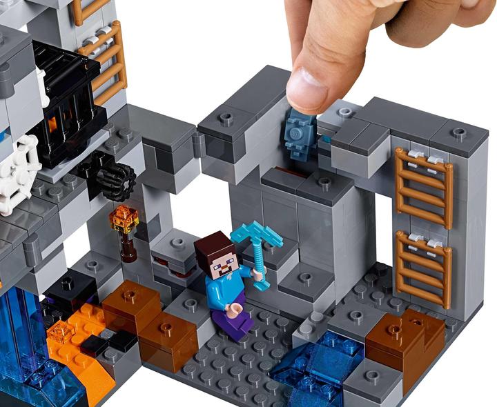 Produktbild LEGO Abenteuer in den Felsen (21147, LEGO Minecraft)