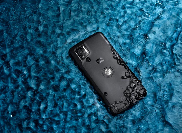 Actual product image Crosscall Stellar-M6 (128 GB, Black, 6.10", Hybrid Dual SIM, 50 Mpx, 5G)