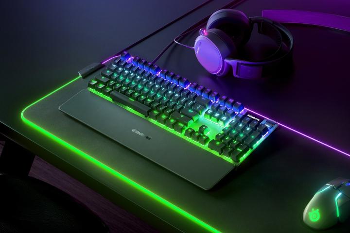 Produktbild SteelSeries Apex 7 (DE, Kabelgebunden)