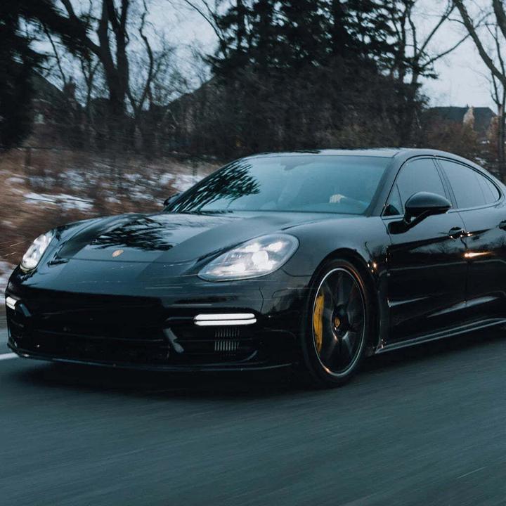 Actual product image WeatherTech Porsche Panamera 970 (2010-2017) Auto SonnenSchutz