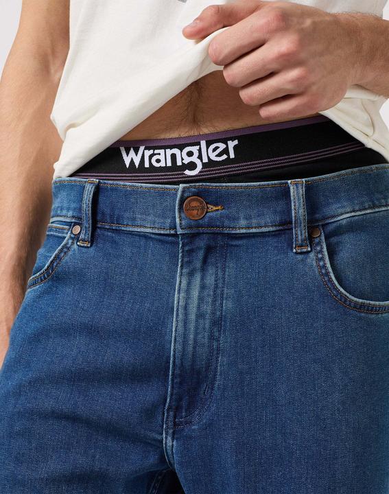 Actual product image Wrangler Jeans River (32)