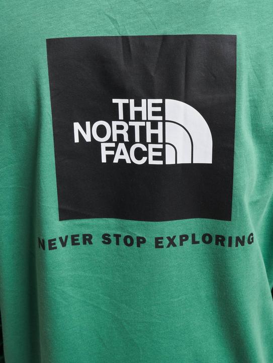 Actual product image North Face L/S Red Box Tee (S)