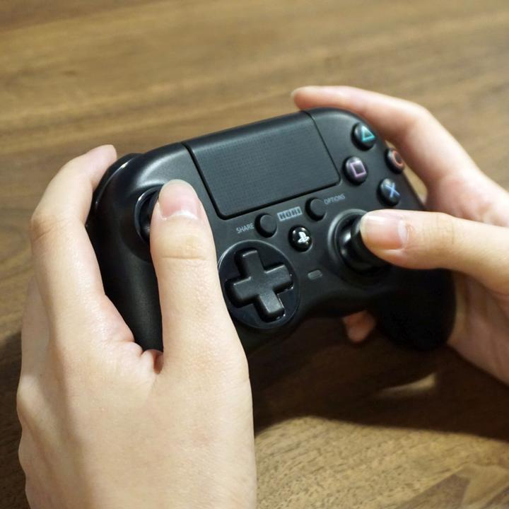 Actual product image HORI Onyx Wireless Controller (PS4)