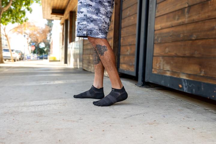 Actual product image Injinji Run Lightweight No-Show (S)