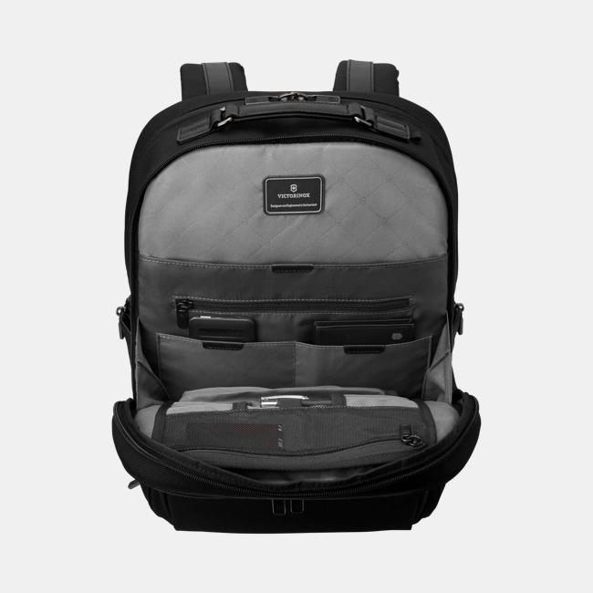 Actual product image Victorinox Werks Professional (23 l)
