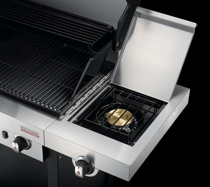 Actual product image Char Broil Professional 4400 B 4B black (11 kW)