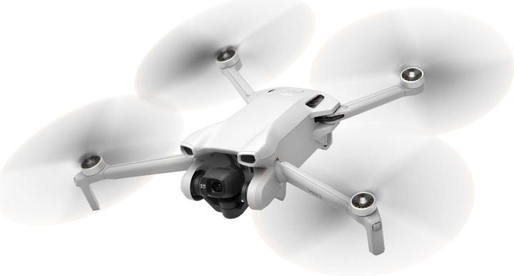 Image du produit DJI Mini 3 avec contrôleur RC et Fly More Combo (38 min, 248 g, 48 Mpx)