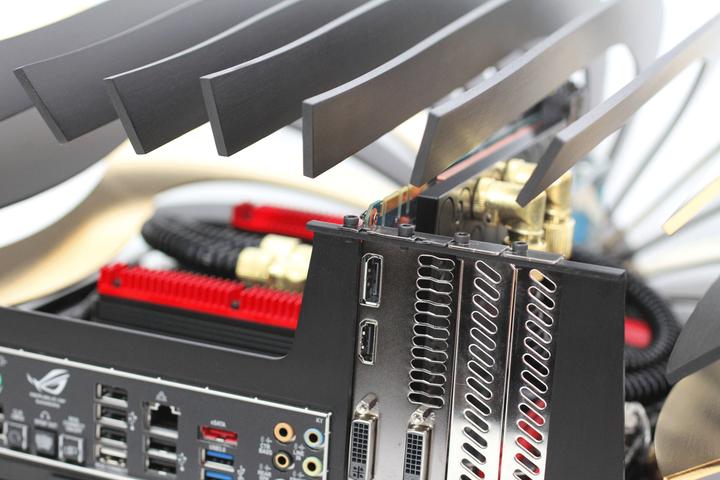 Produktbild DEMAVO Polaris Gold GTX Titan Black (Intel Core i7-4960X OC, 32 GB, 1000 GB)
