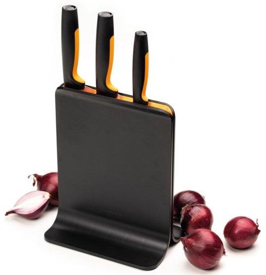 Fiskars FF set of 3 knives in a plastic case